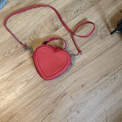 Red Heart Purse