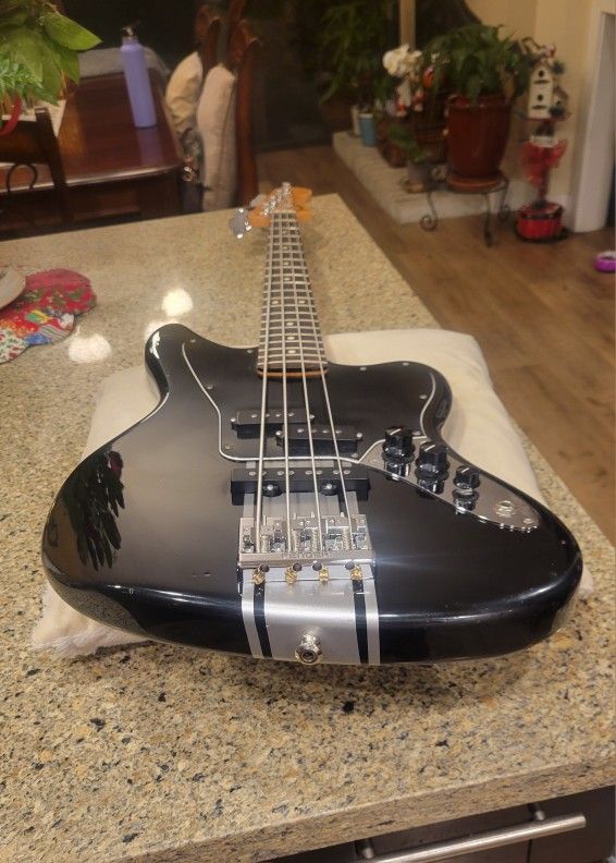 Fender Jaguar PJ Bass