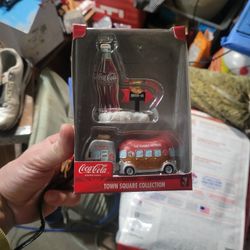 Vintage Original  Coca-Cola Christmas Town  Addition 