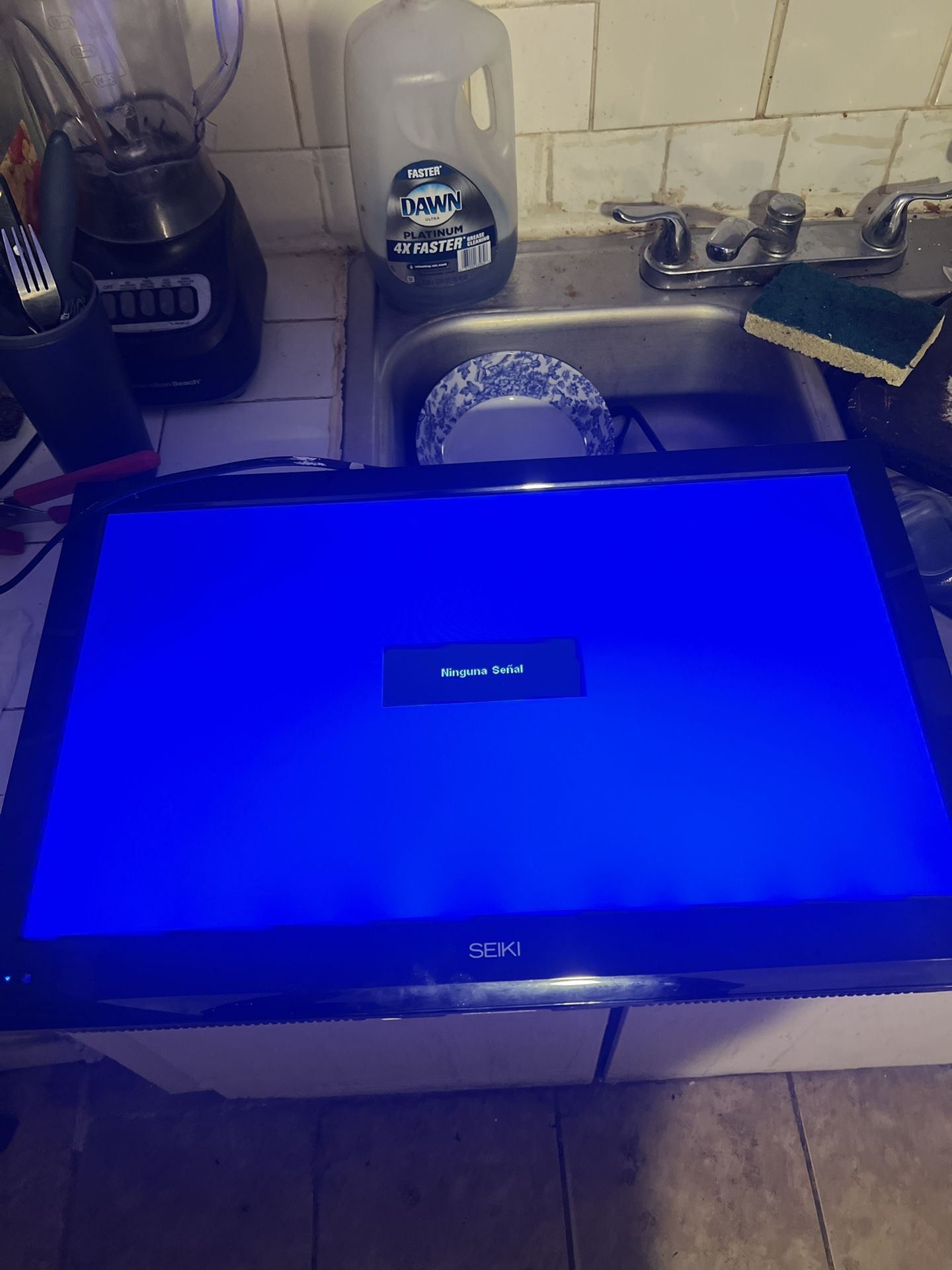 Doesn’t Have Remote But Works