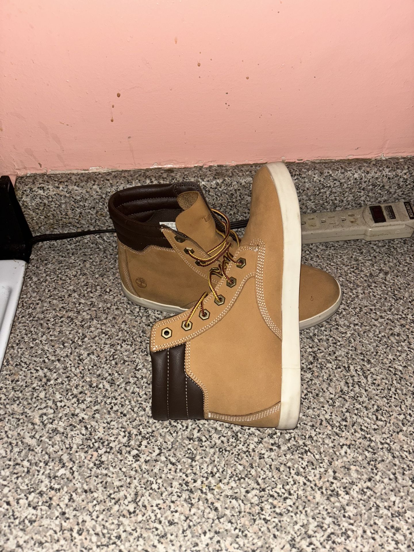 Timberland Sneakers-$10