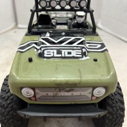 Rc Axial SCX24 electric crawler ready to run not traxxas vanquish red cat