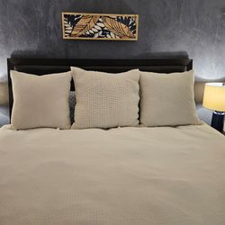 Set of 3 Cream Textured Euro Pillow Shams