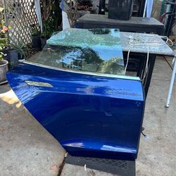 Tesla model s door