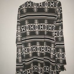 Black, White & Gray Open Cardigan Size 1X