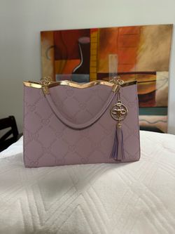Lilac purse - Brand new - Only $20!!