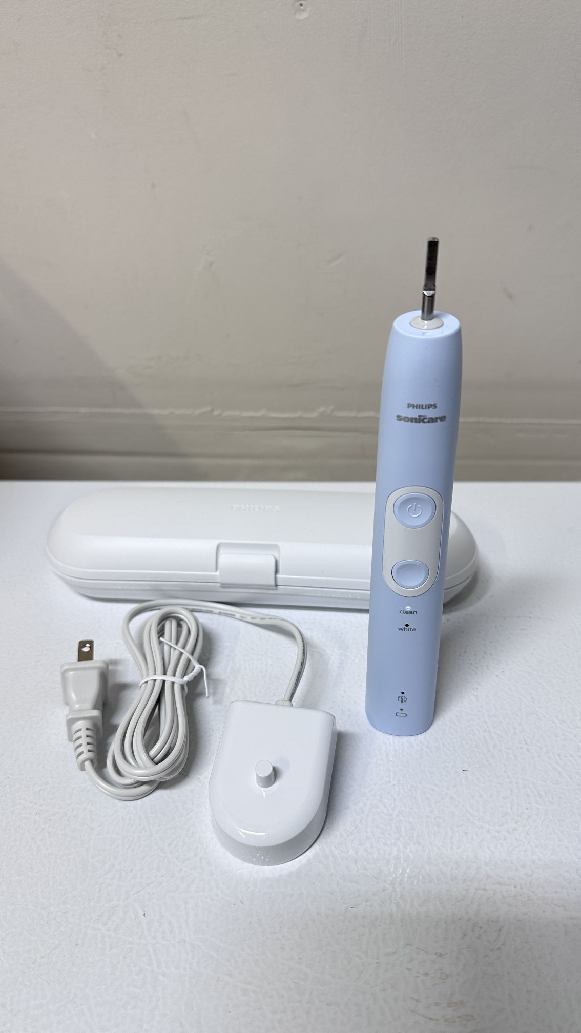 Philips Sonicare Protective Clean Electric Toothbrush Series HX686F Open Box New