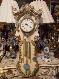 Vintage Ornate Rococo Wall Clock.