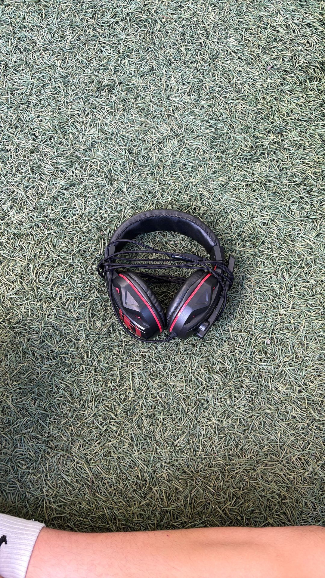 Gaming headphones
