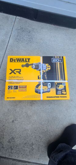 DeWalt XR 20V 1/2" Hammer Drill/Driver Kit