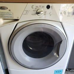whirlpool washer and dryer  滚筒洗衣机和烘干机