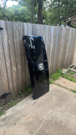 2019-2025 5th Gen Ram 1500 Laramie Tailgate