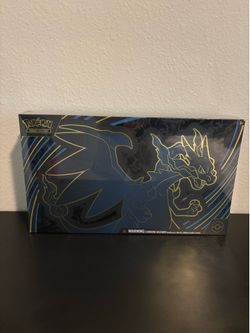 Pokemon Mega Charizard Ultra Premium Collection