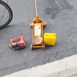 Floor Jack And Regular Jack Plus Free Charger