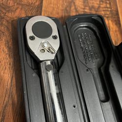 Pittsburgh Pro 1/2” Reversible Torque Wrench