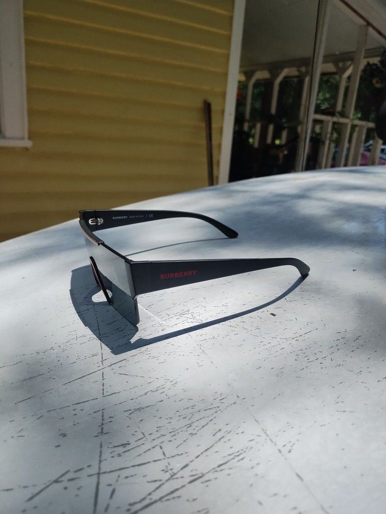 Burberry Sunglasses