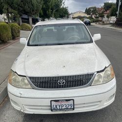 2000 Toyota Avalon 