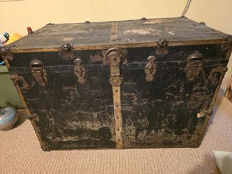 Vintage chest $300.00 obo