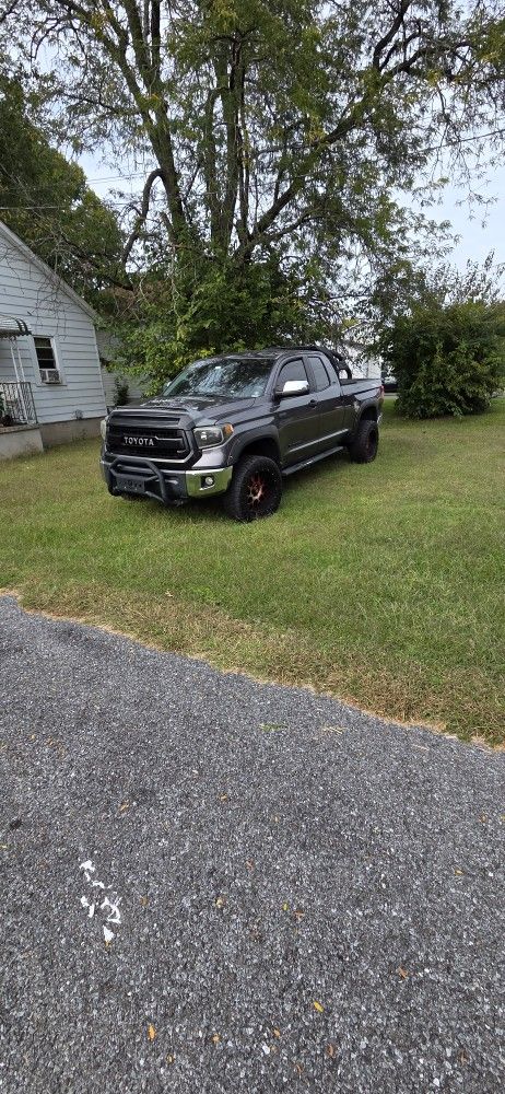 2014 Toyota Tundra