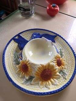Chips and salsa or dip plate