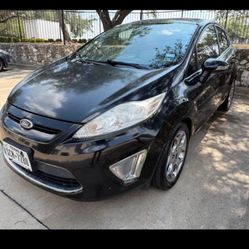 2011 Ford Fiesta