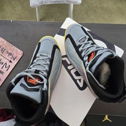 Mens Shoes