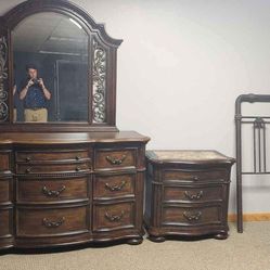 Antique Bedroom Set