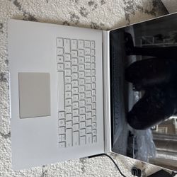 SurfaceBook 3 15inch with GTX 1660 ti 