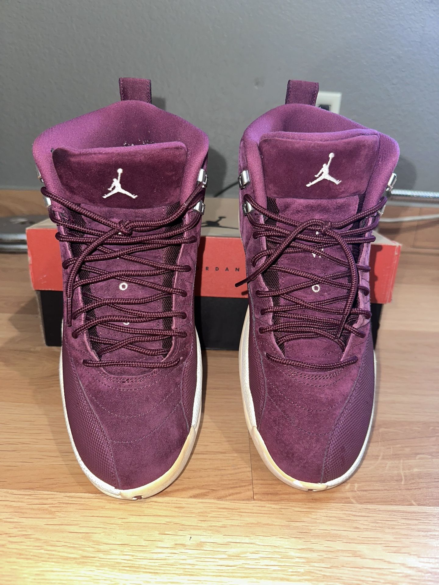 Air Jordan 12 Retro Bordeaux