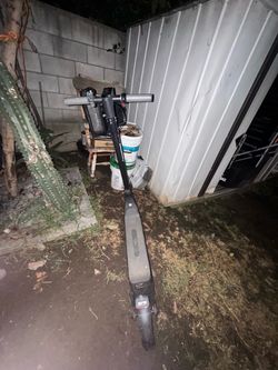 Electric scooter