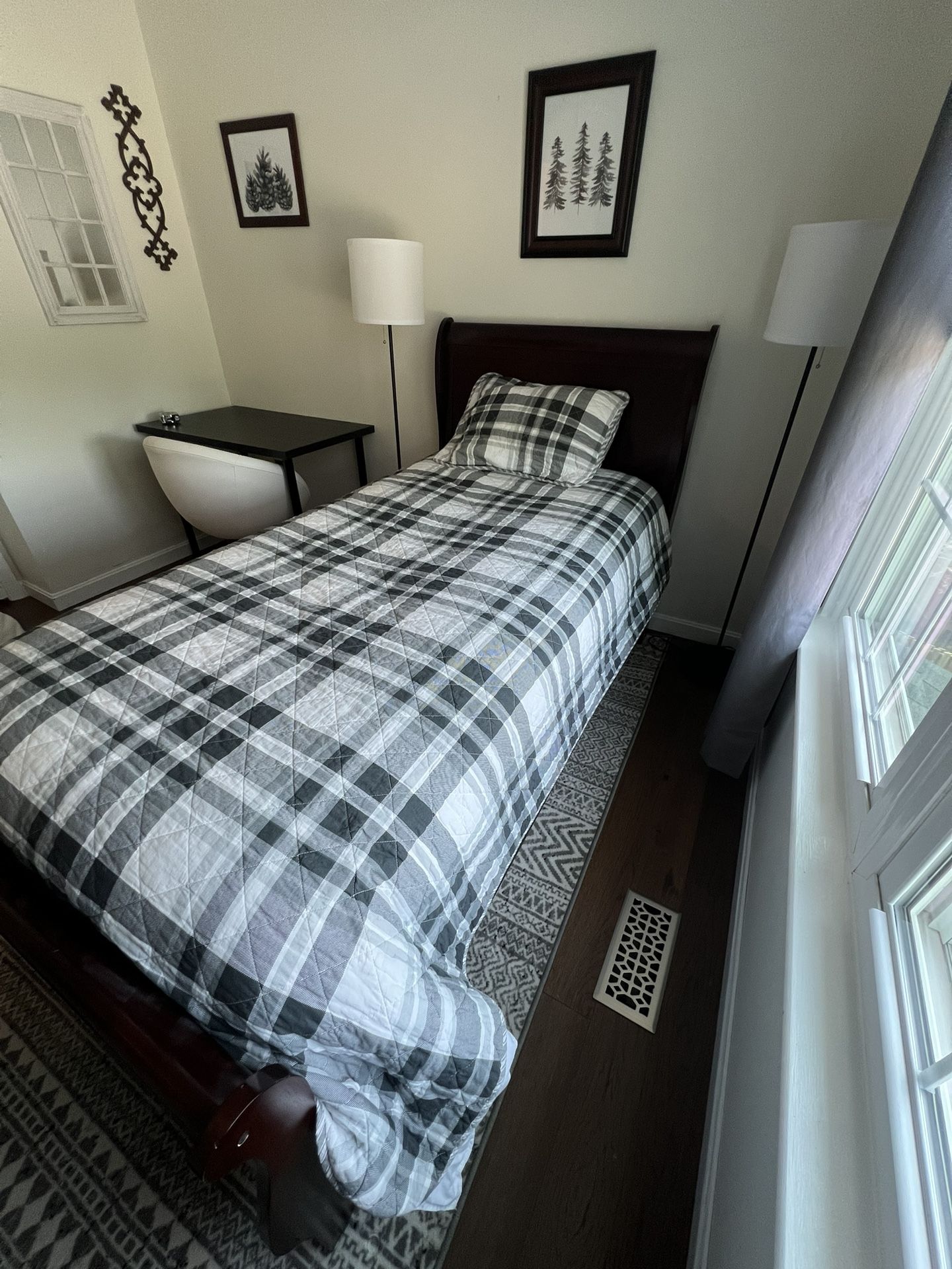 Twin Size Bed