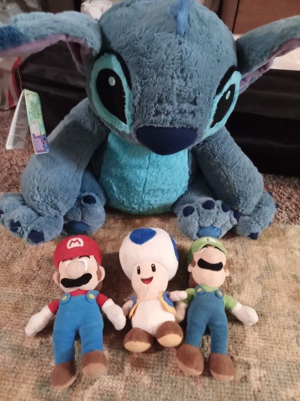 Toys/Plushies
