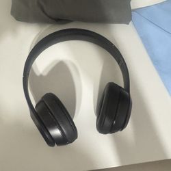 BEATS SOLOS 3 