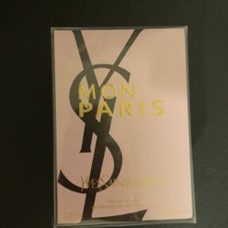 Mom Paris Perfume