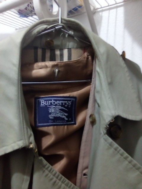Used Men's Burberry Trench Coat