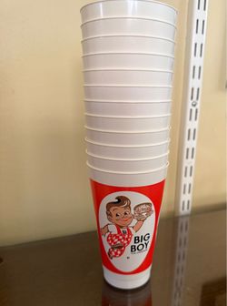 vintage Bob’s Big Boy restaurant promotional plastic cups