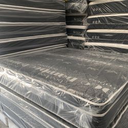 King Pillow Top Mattress 
