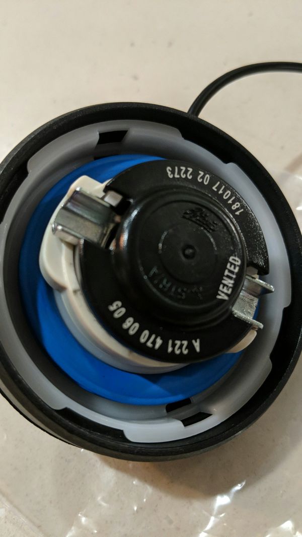 Mopar Fuel Cap Fits 2004 Mbz For