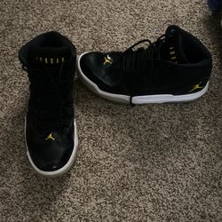 JORDAN MAX AURA Size-11-US-MENS