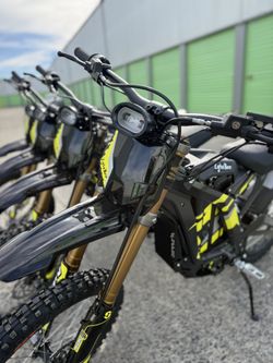 2025 Surron Light Bee X - Brand new/0 miles 