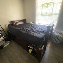 Bed Frame With Drawers 