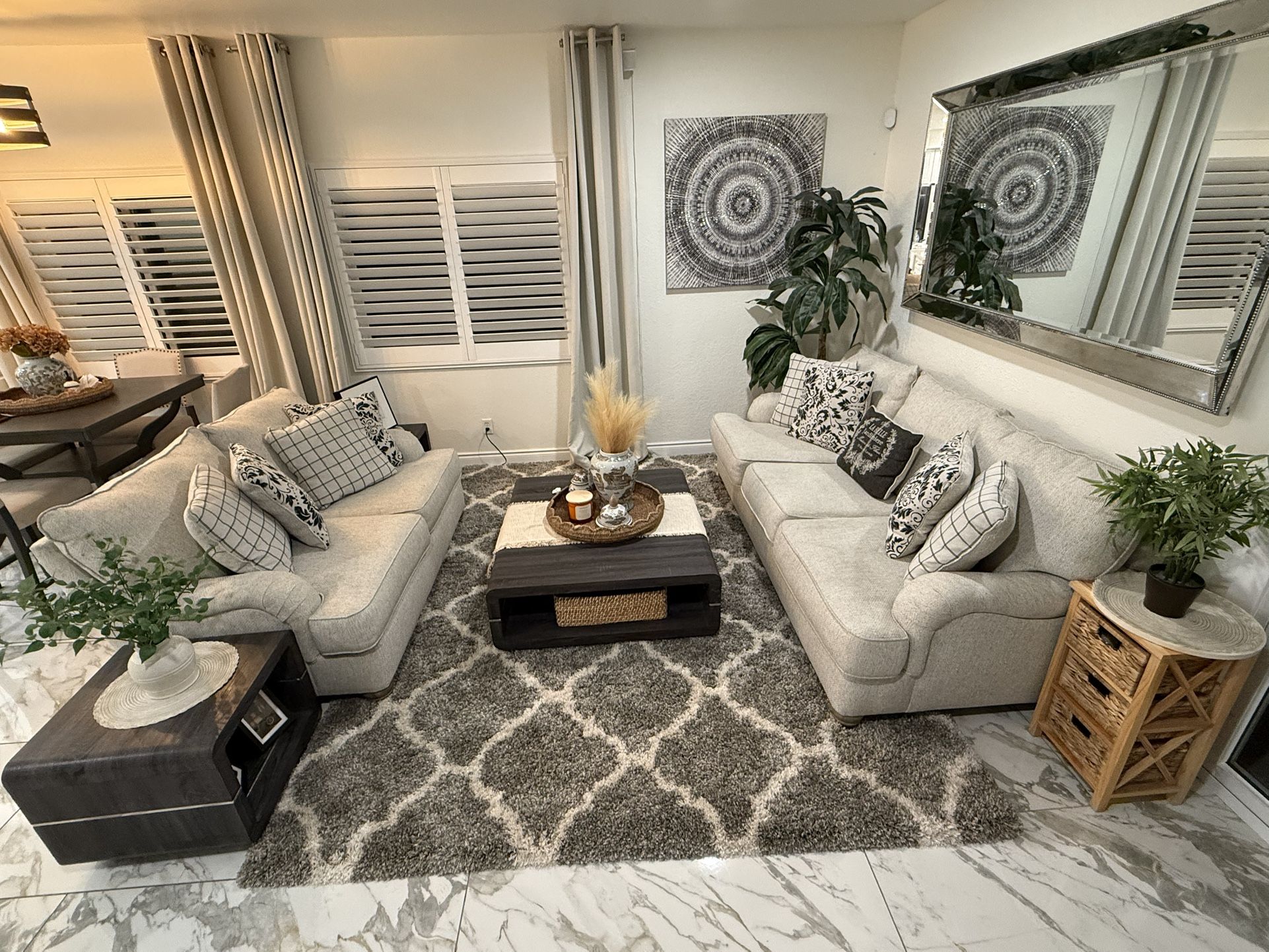 Living Room Set With Tables $1200 Sofa And Loveseat 