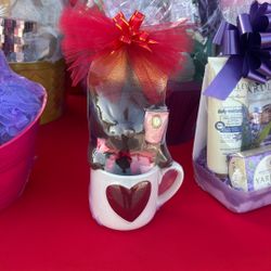 Valentines Day Gift Basket