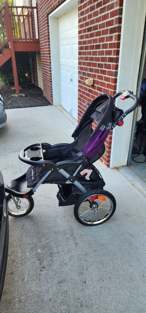 Baby Trend Expedition ELX