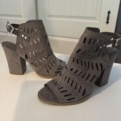 Christian Soriano peep toe block heels Size 7.5 - great shape!