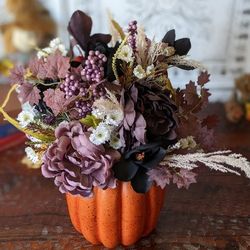 🧹🎃 Pumpkin & Broom Halloween Décor