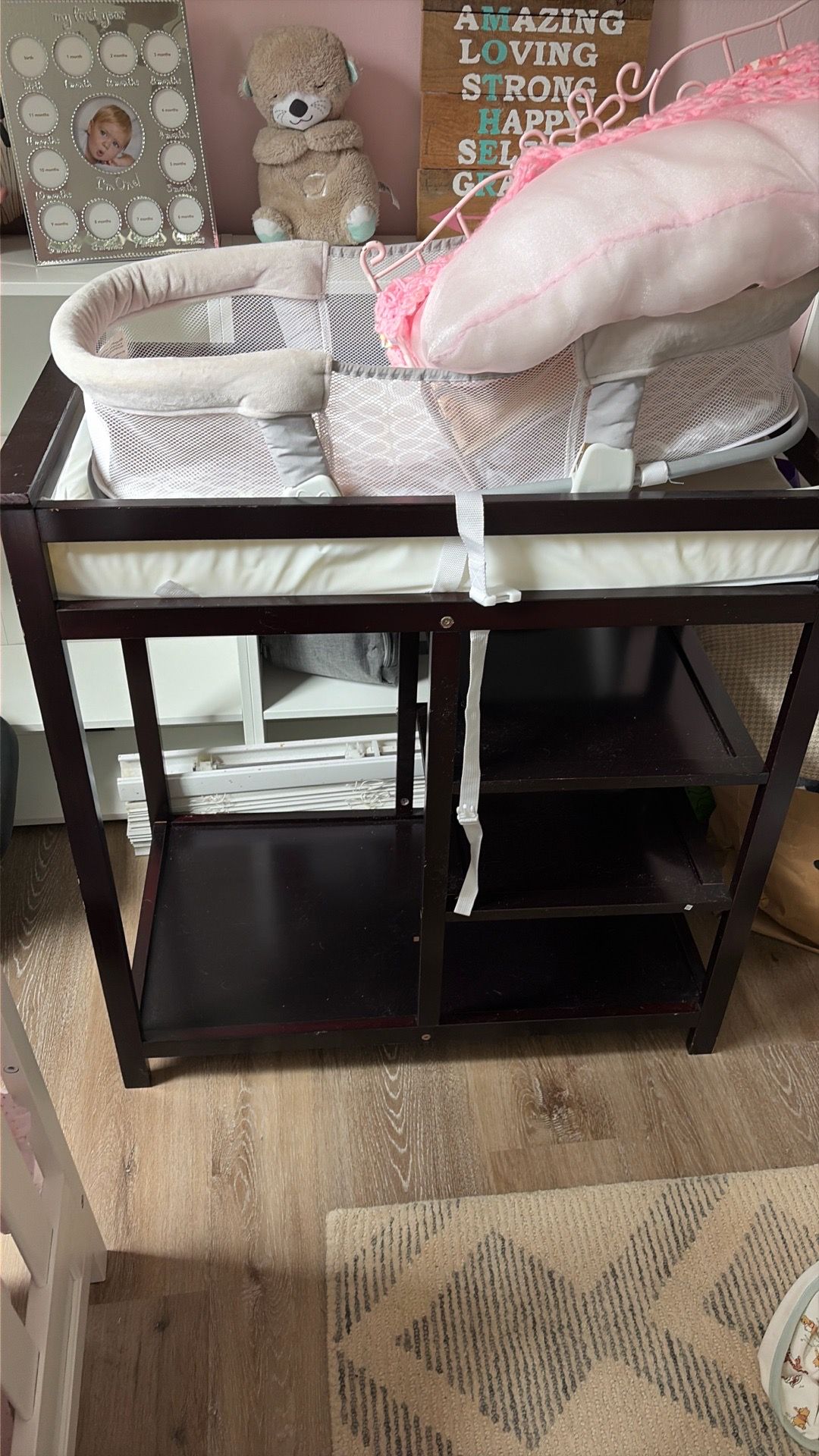 Changing stand