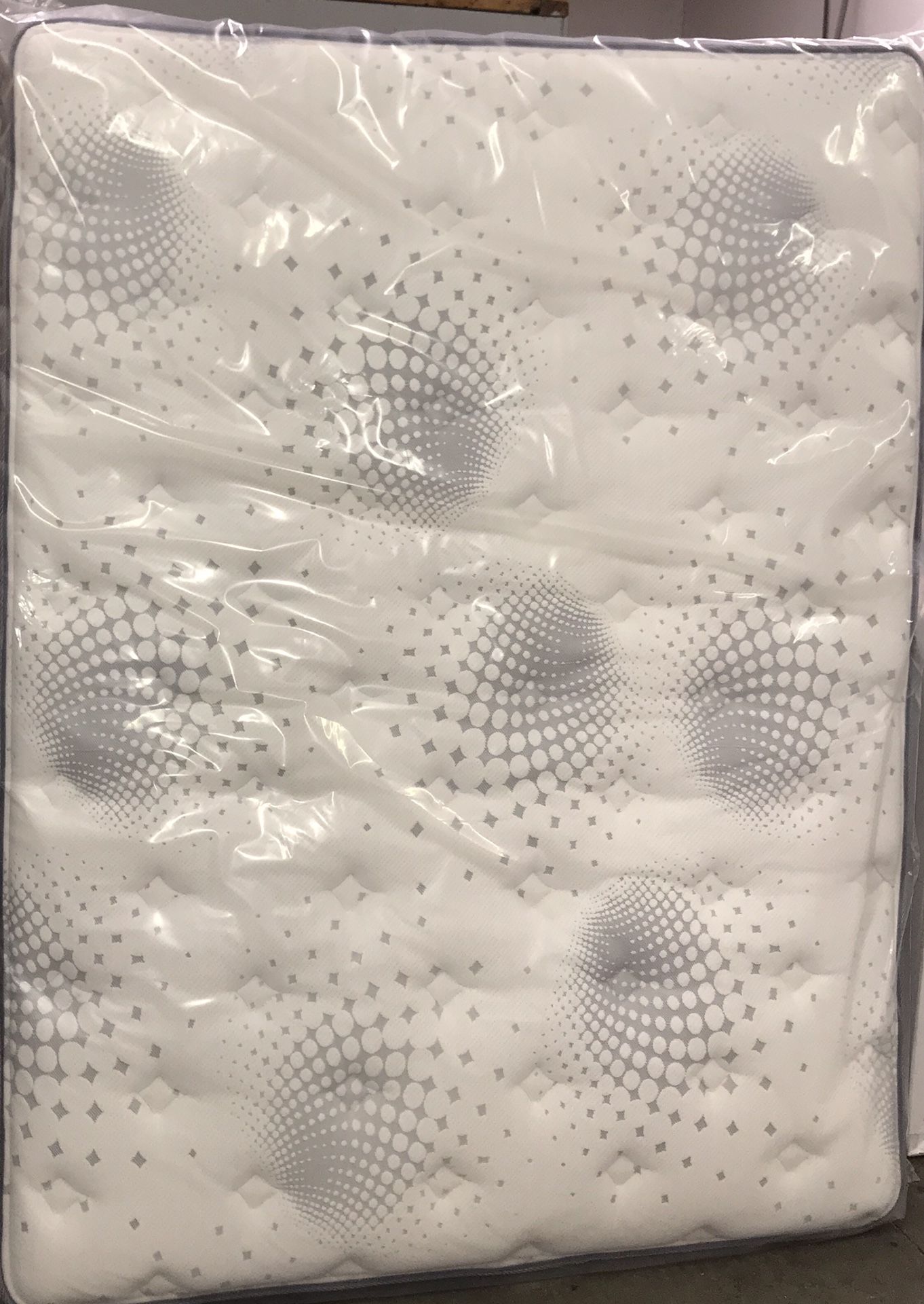 Plush queen mattress