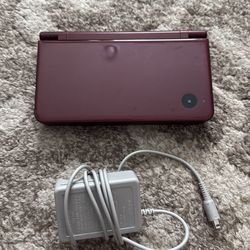 Nintendo dsi xl burgundy