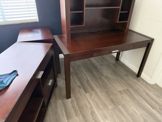 Desk set